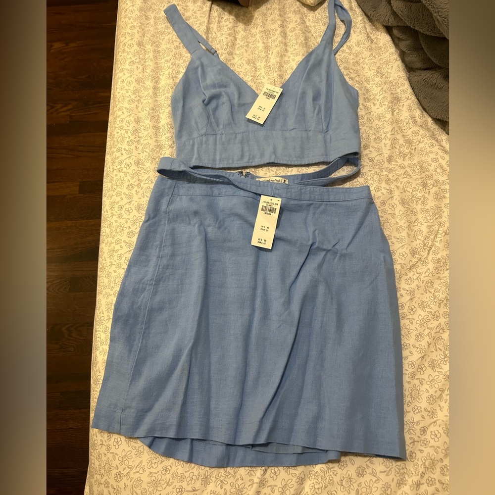 NWT abercrombie light blue linen matching cutout skirt set